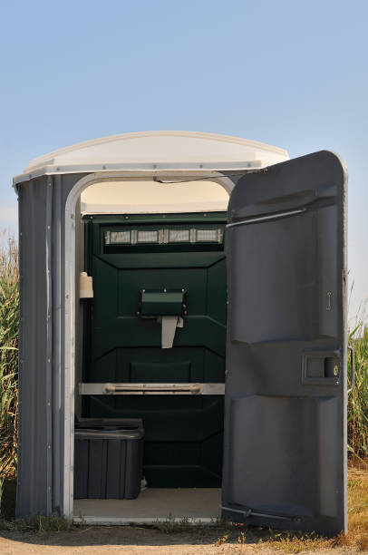 Best Portable restroom trailer rental  in Bridgewater Center, NJ